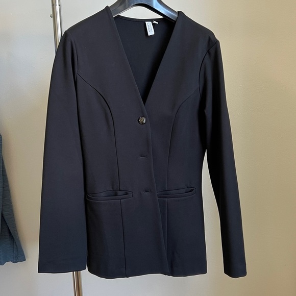 & Other Stories Black Blazer in size 4 - Picture 1 of 5